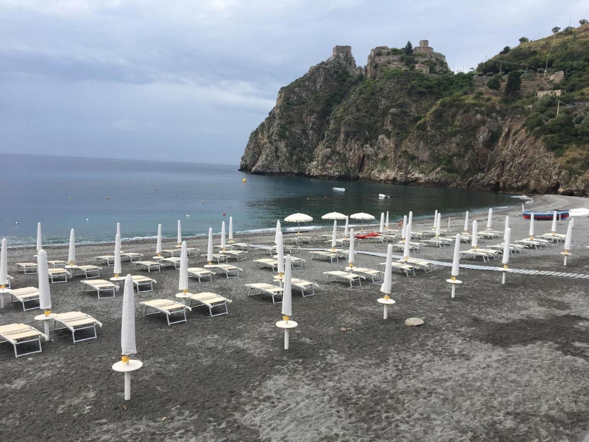Appartamento Taormina Sea House SantʼAlessio Siculo Esterno foto